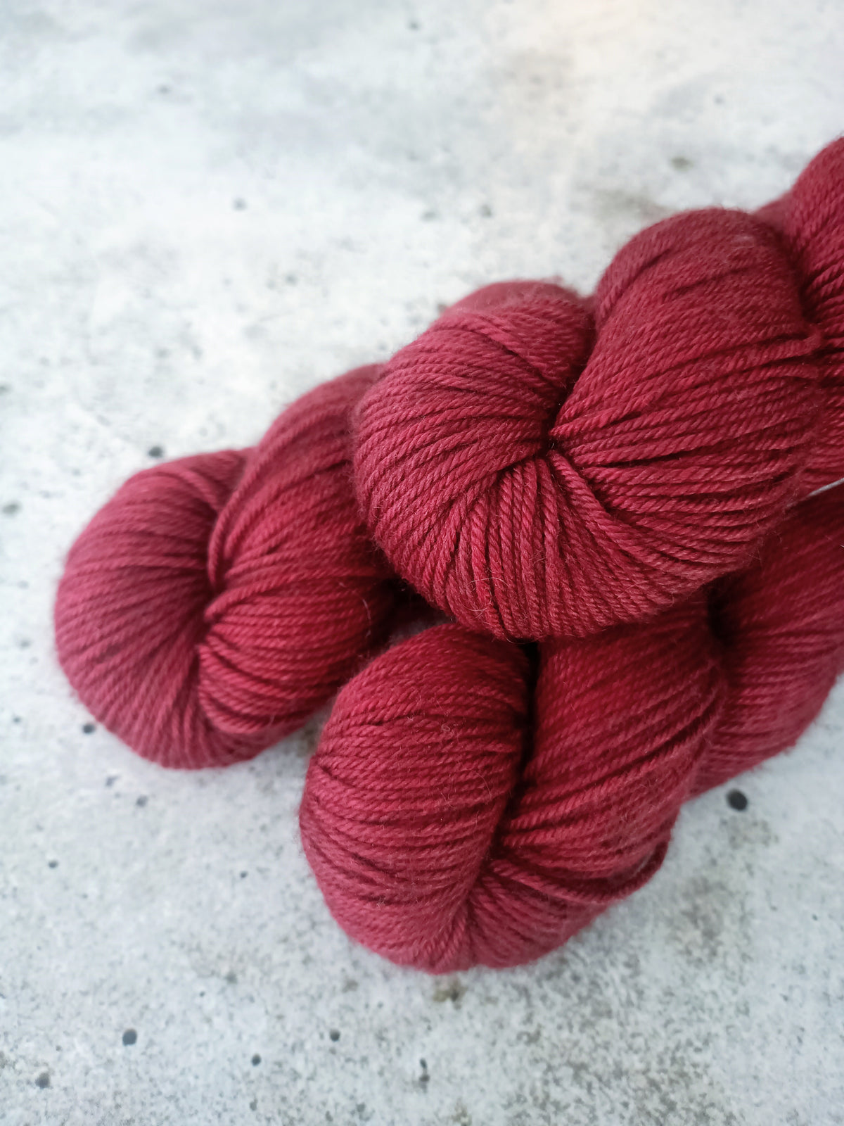 Tibet DK - Cranberry